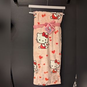 Hello Kitty Valentine Throw Blanket